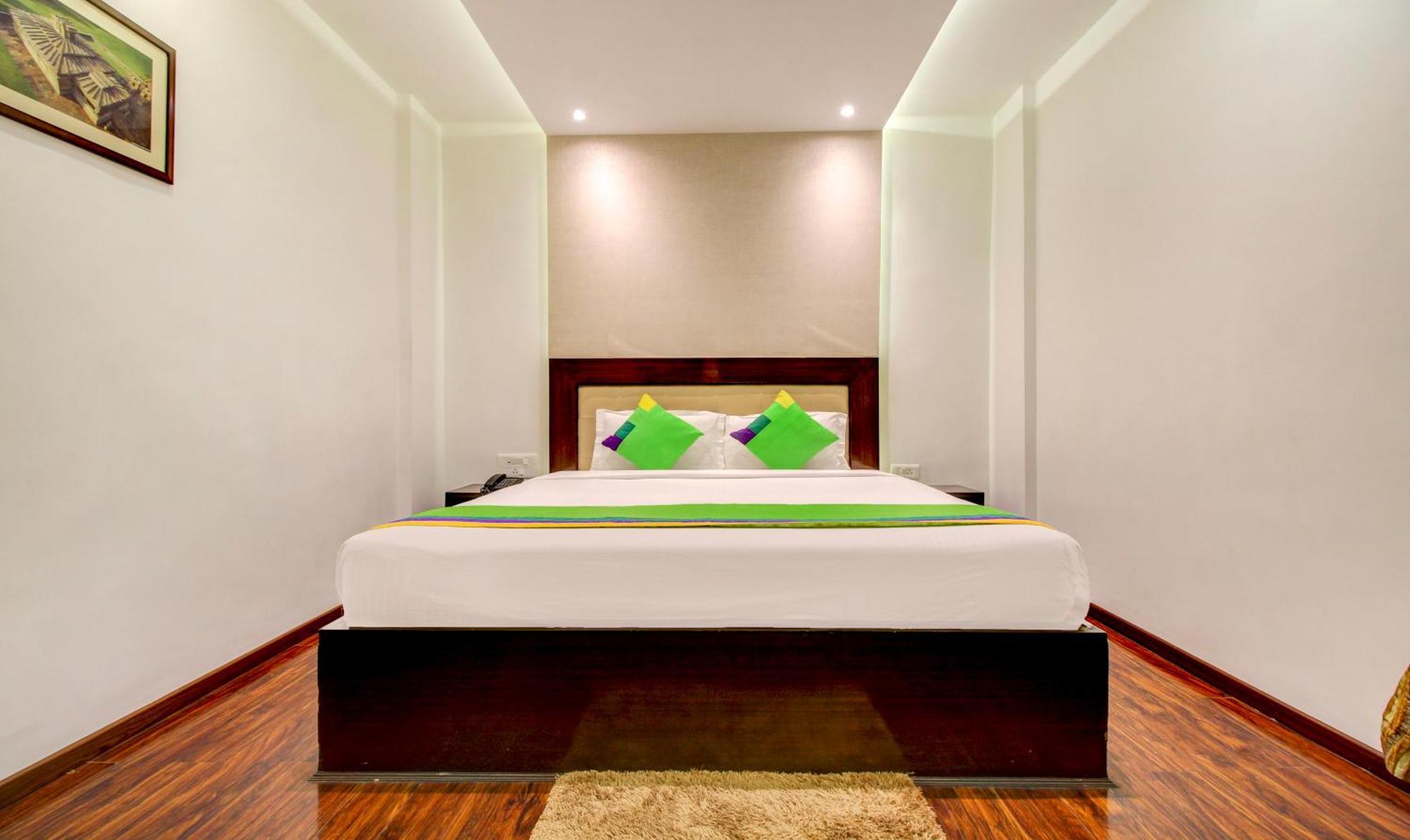 होटल Treebo The Sai Leela R T Nagar Bangalore